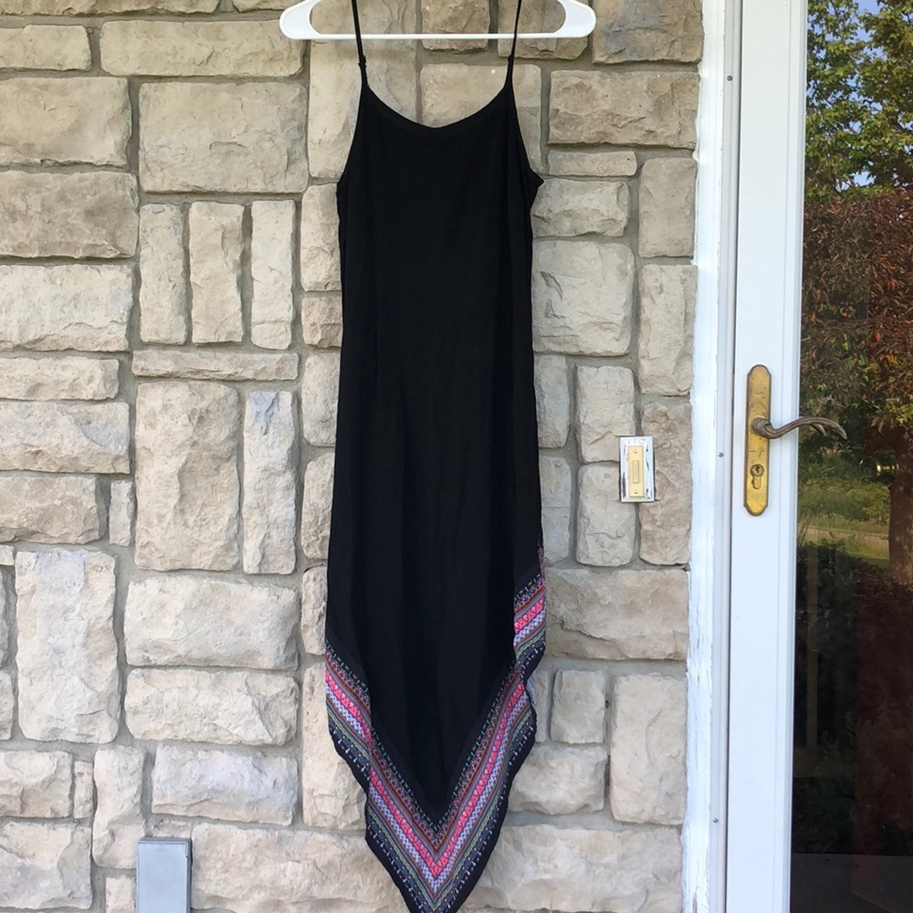 Boho V hemline in front and back midi dress